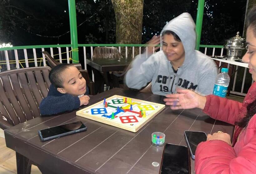 Cedar Woods Resort By Heyan Hotels