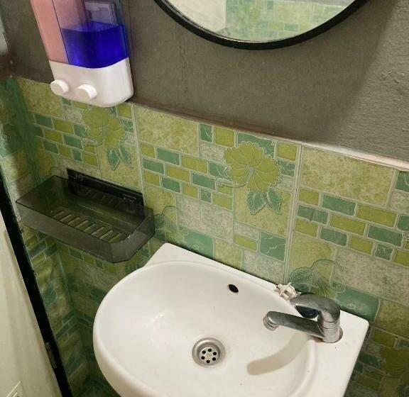 ホテル โรงแรมคุ้มเดช   Koomdech