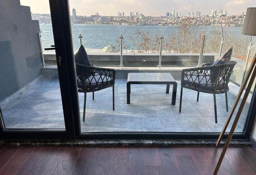 هتل 216 Bosphorus Suite