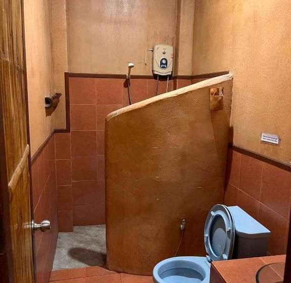 Отель Akha River House Cr