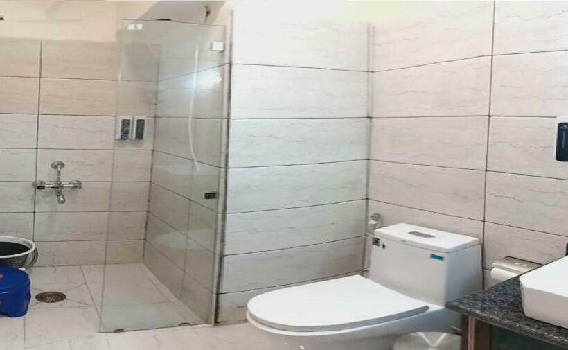 Tripli Hotels Ayushman Retreat