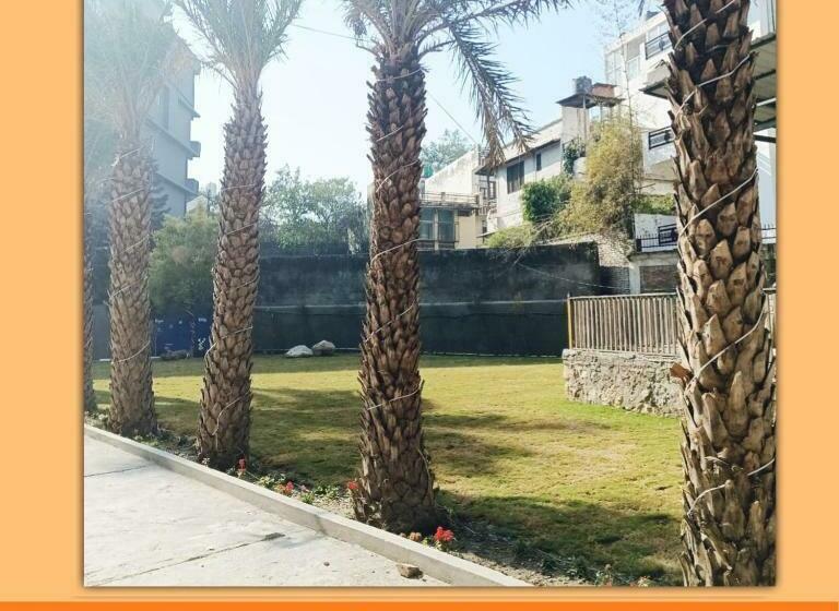 Tripli Hotels Ayushman Retreat