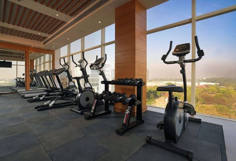 Отель Best Western Plus Chandigarh Mohali