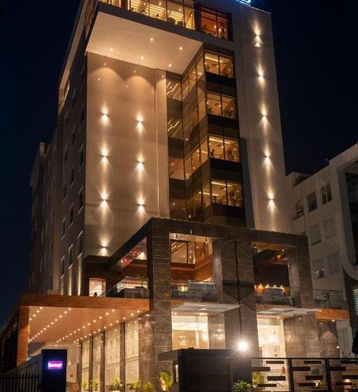 Отель Best Western Plus Chandigarh Mohali