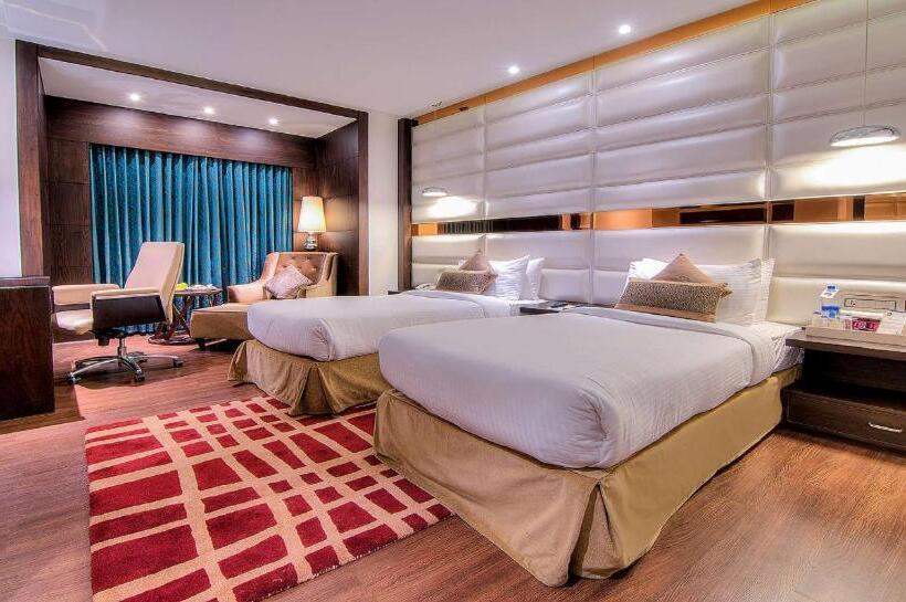 Отель Best Western Plus Chandigarh Mohali