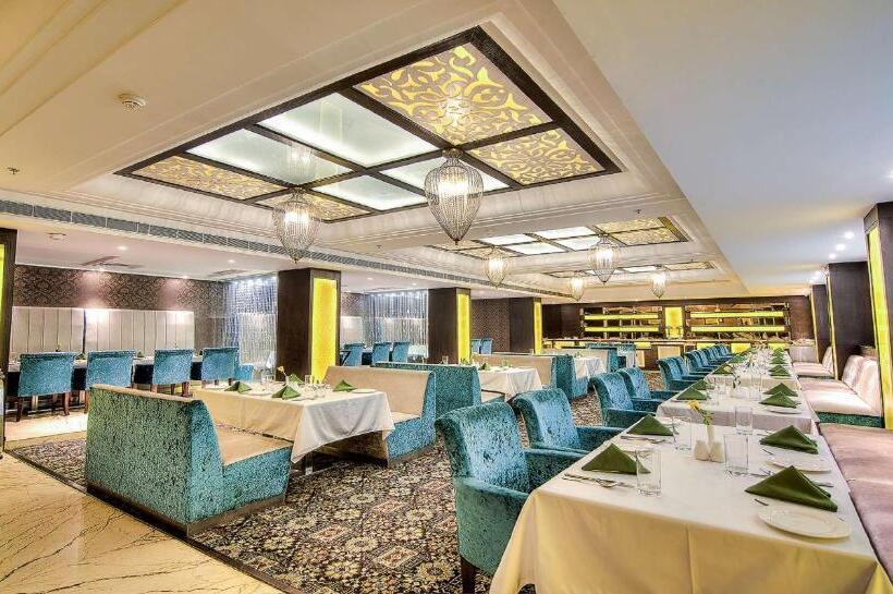 Отель Best Western Plus Chandigarh Mohali