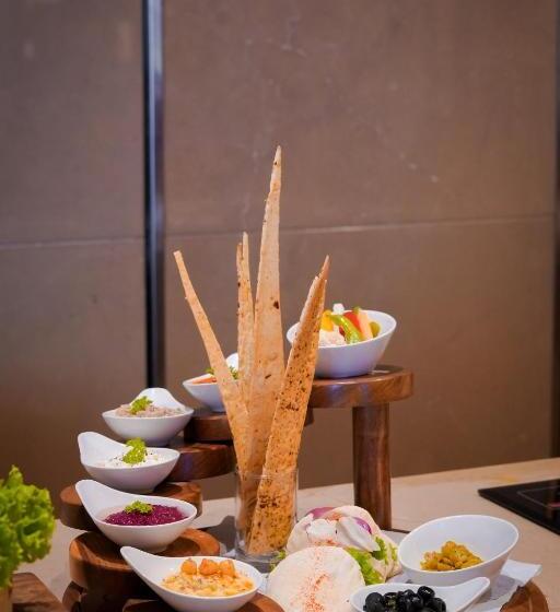 Отель Best Western Plus Chandigarh Mohali