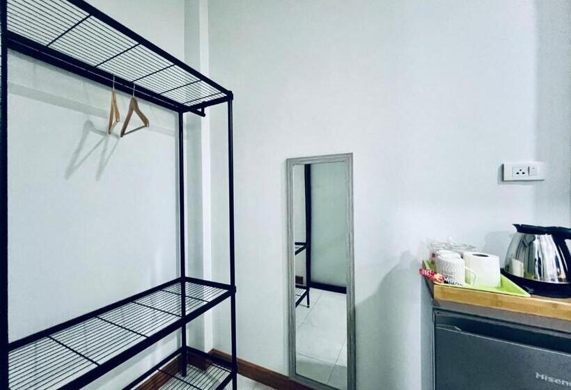 فندق C Code Resort