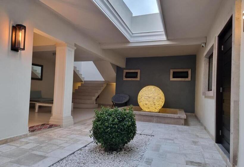 בית מלון כפרי Casa Escamela Suites Privadas