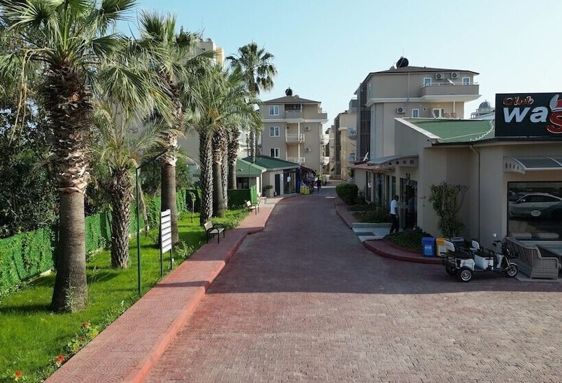 בית מלון כפרי Club Wasa Holiday Village