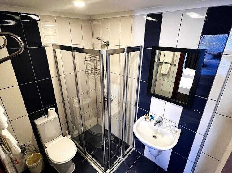 בית מלון כפרי Club Wasa Holiday Village