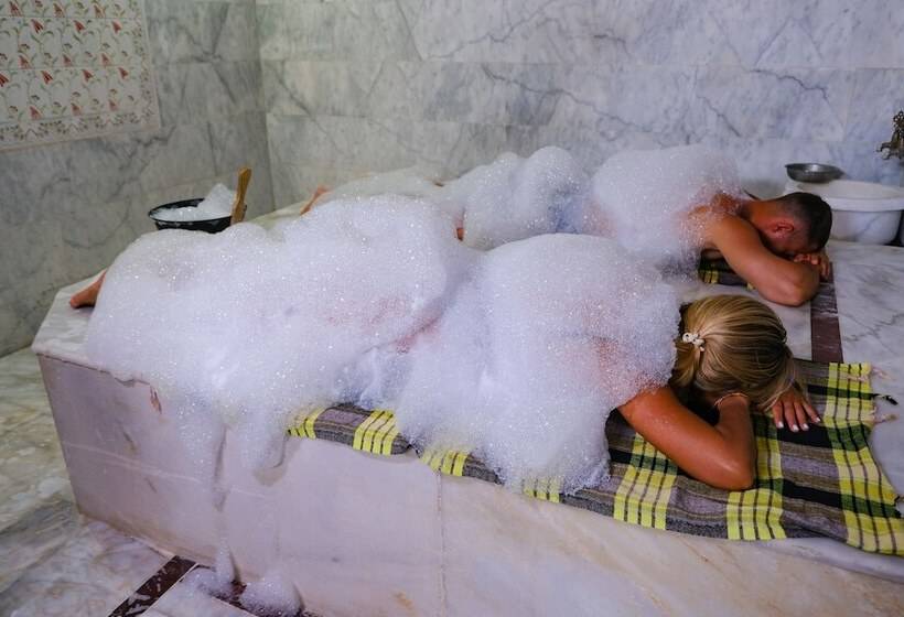 בית מלון כפרי Club Wasa Holiday Village