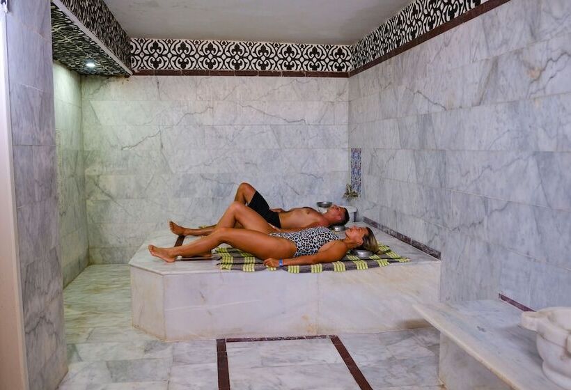 בית מלון כפרי Club Wasa Holiday Village