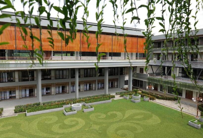 Fox Harris Hotel & Convention Banjarnegara