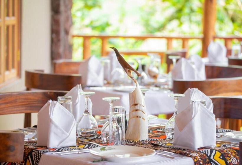 هتل Gorilla Leisure Lodge