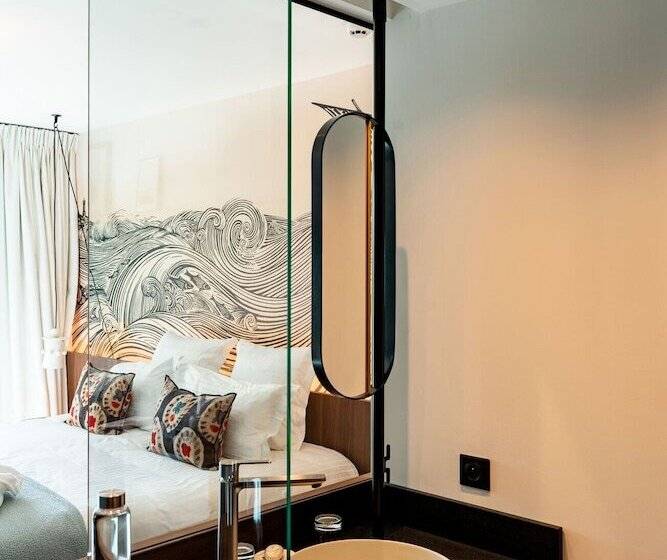 هتل Hôtel Roz Marine Thalasso Resort