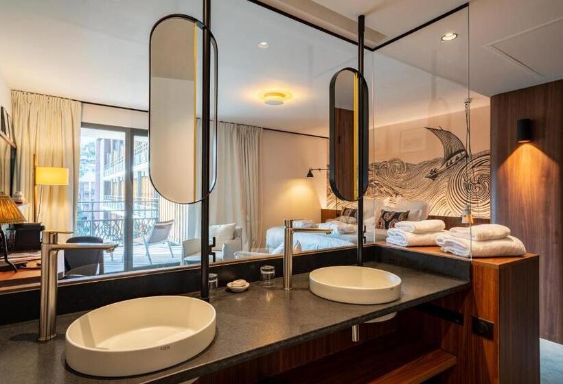 هتل Hôtel Roz Marine Thalasso Resort