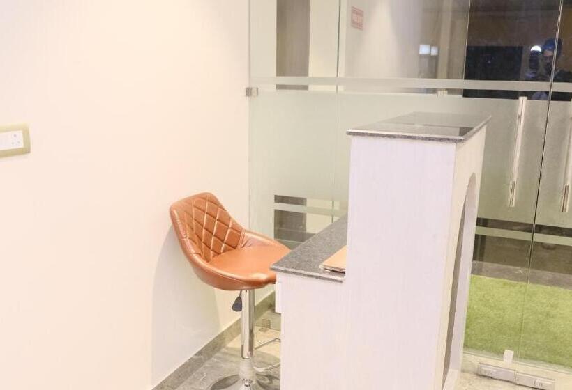 בית מלון כפרי Indraprastha Inn