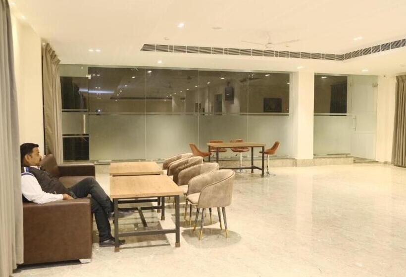 בית מלון כפרי Indraprastha Inn