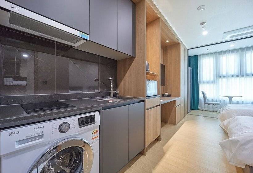 בית מלון כפרי Jeonju Signature