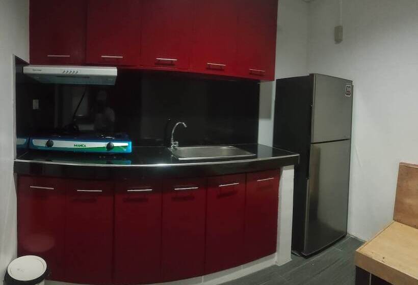 هتل King Rapid Rise