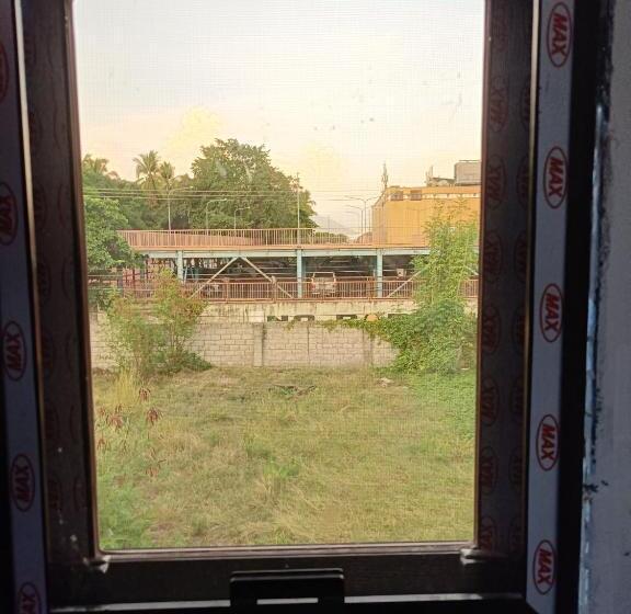 هتل King Rapid Rise