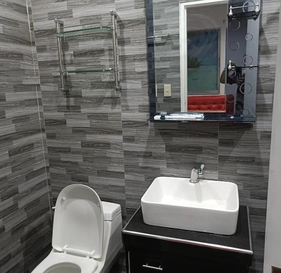 هتل King Rapid Rise