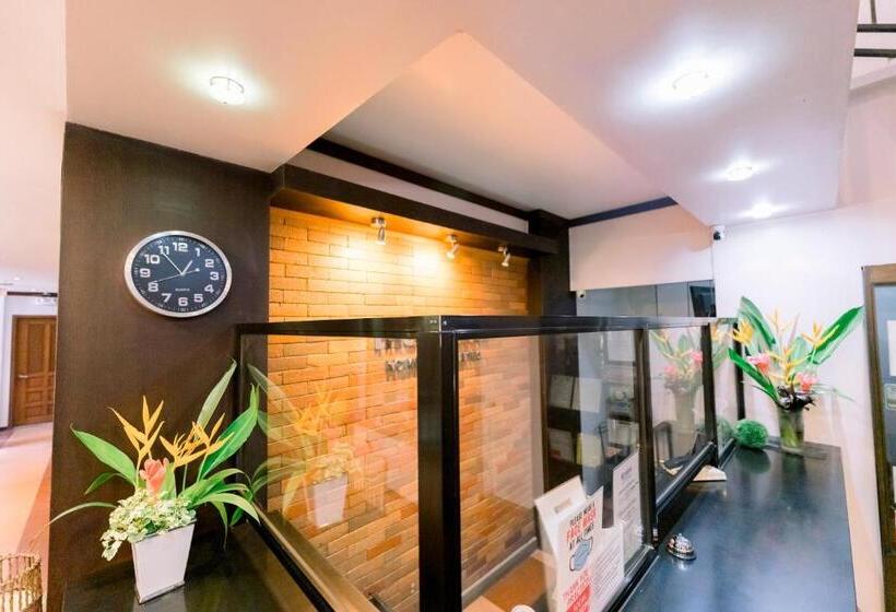 هتل Madonna Hometel And Suites