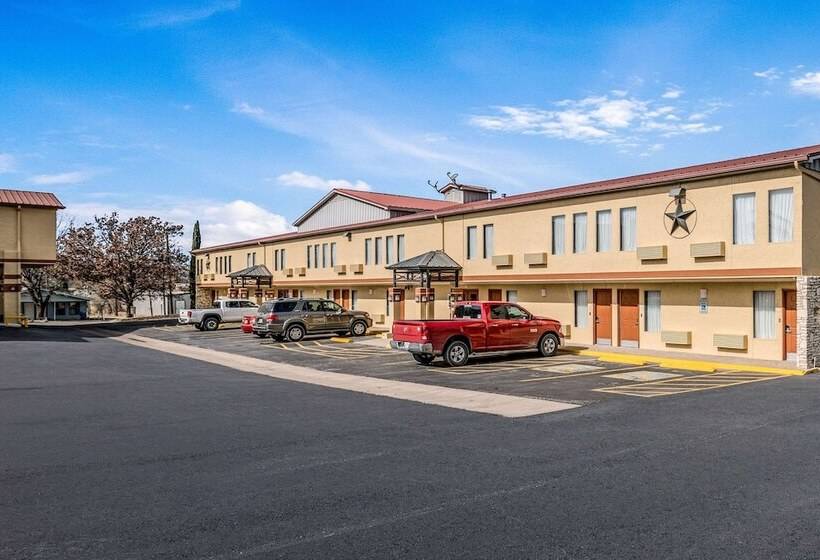 Отель Mainstay Suites Ozona I 10
