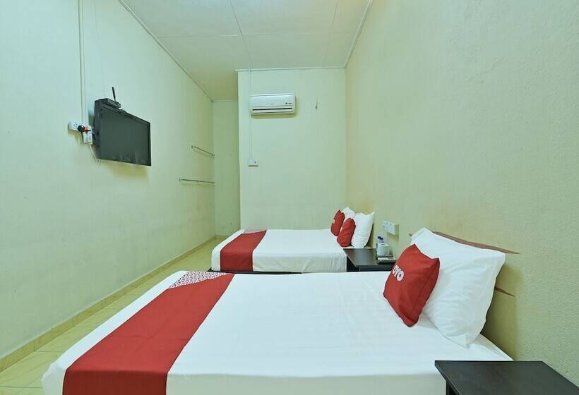 فندق Oyo 90706 Empire Inn 2