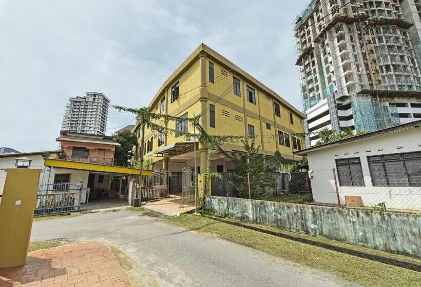 فندق Oyo 90706 Empire Inn 2