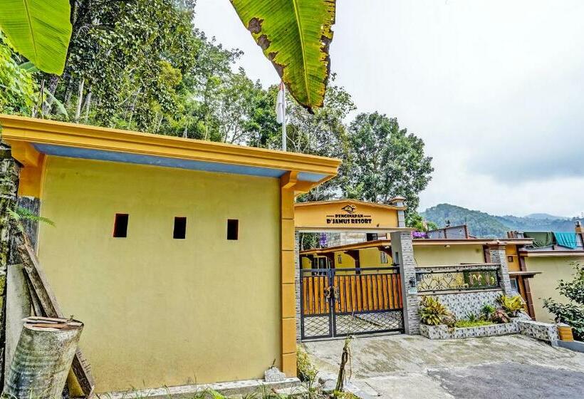 בית מלון כפרי Oyo 92049 D Jamus Resort Telaga Ngebel