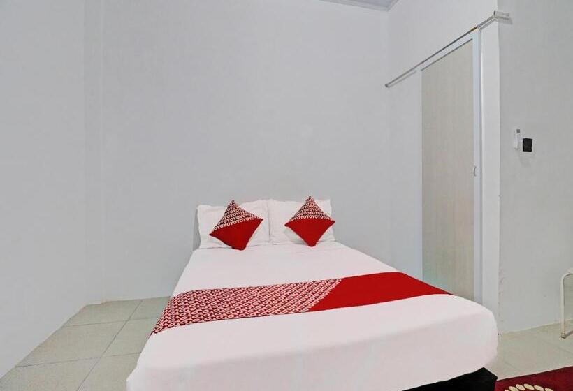 هتل Oyo 92054 Gala Residence