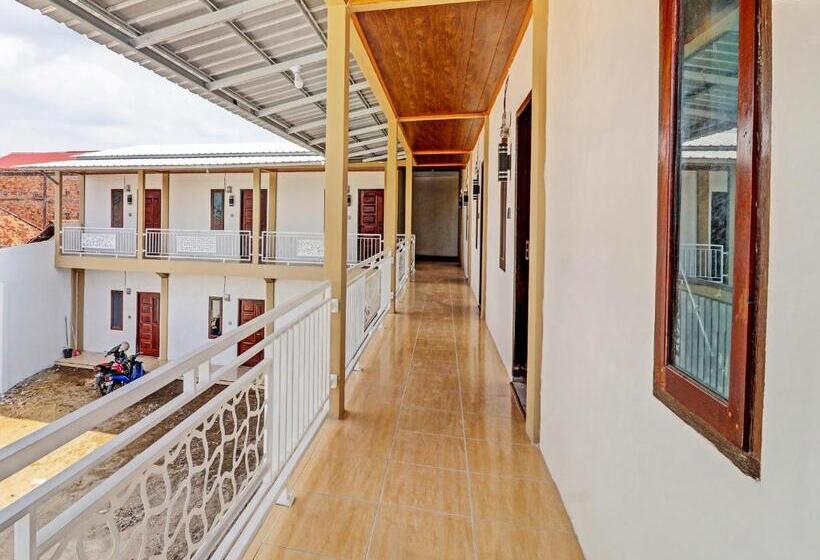 هتل Oyo 92054 Gala Residence