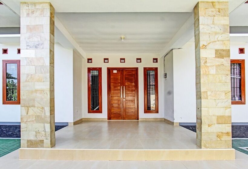 בית מלון כפרי Oyo 92059 Archi Homestay