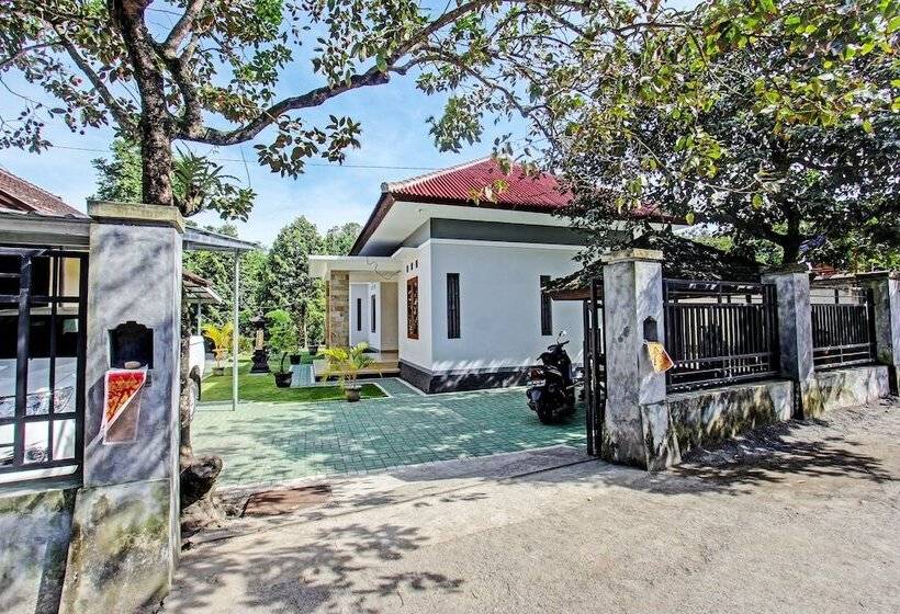 בית מלון כפרי Oyo 92059 Archi Homestay