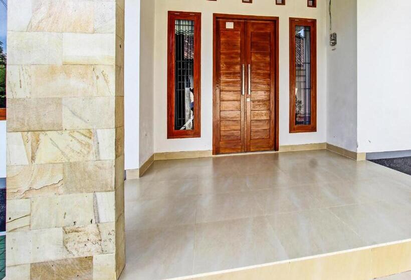 בית מלון כפרי Oyo 92059 Archi Homestay