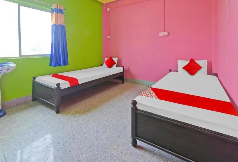 בית מלון כפרי Oyo Flagship 80594 Kriyan