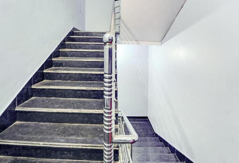 فندق Oyo Flagship 80601 Laxmi Marriage Hall Guest House And Restaurant