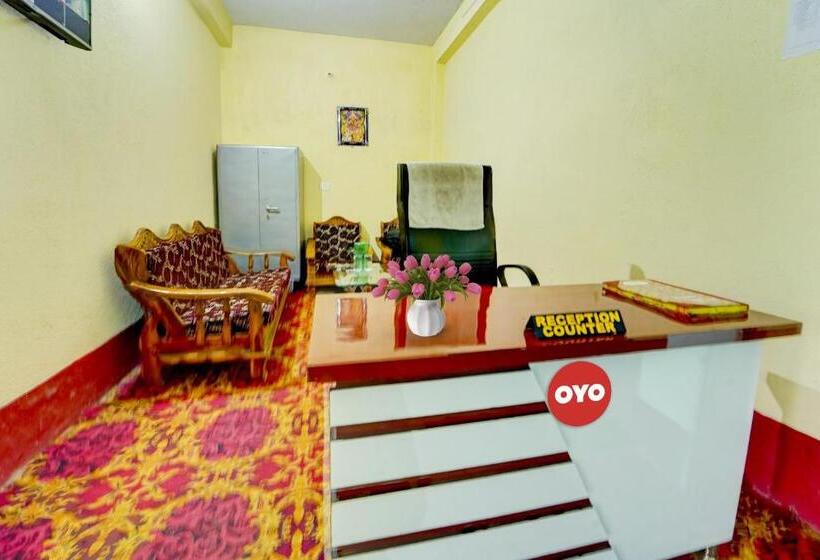 فندق Oyo Flagship 80601 Laxmi Marriage Hall Guest House And Restaurant