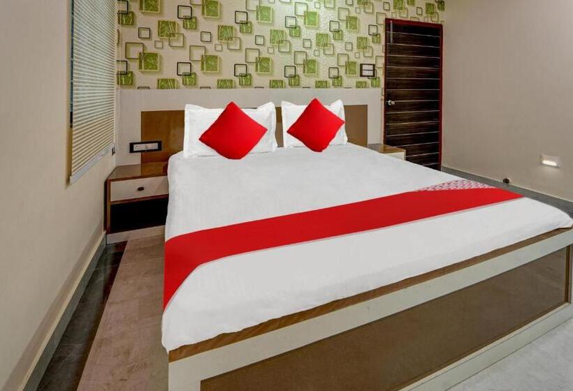 בית מלון כפרי The Ram Darbar