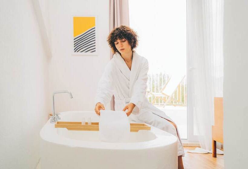 Отель Perle House