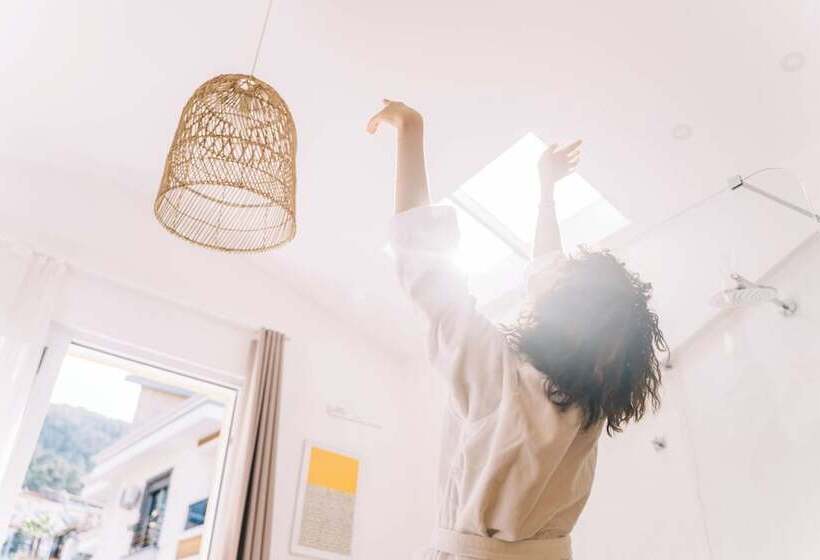 Отель Perle House