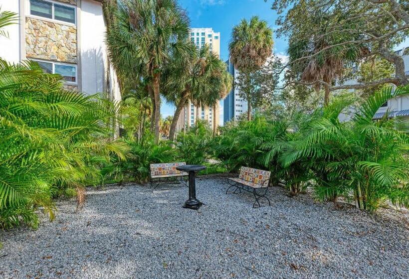 Prestige Collection, Hotel Boutique