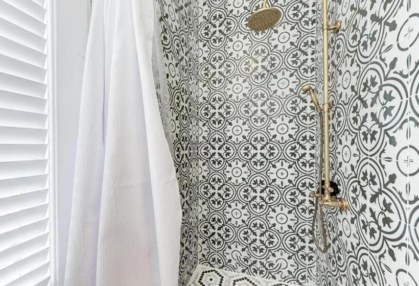 Prestige Collection, Hotel Boutique