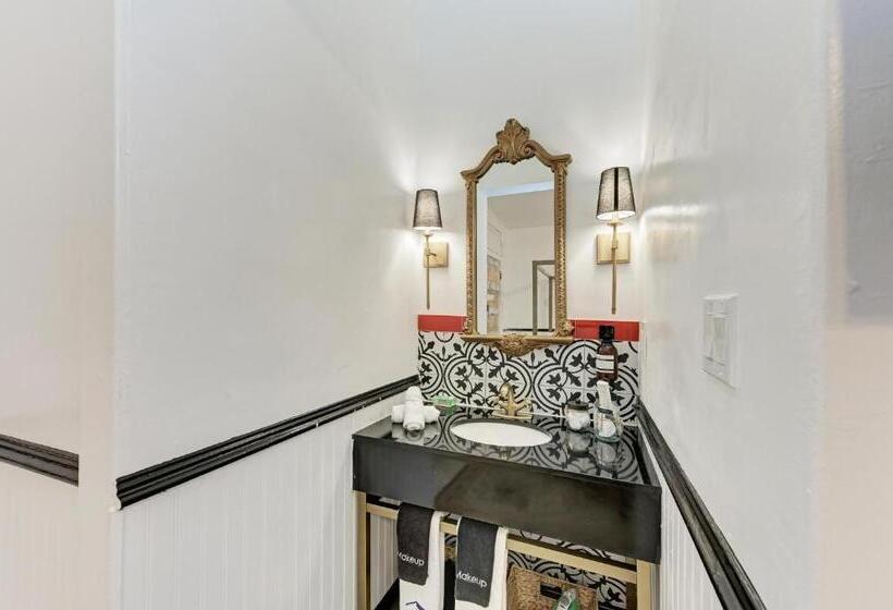 Prestige Collection, Hotel Boutique