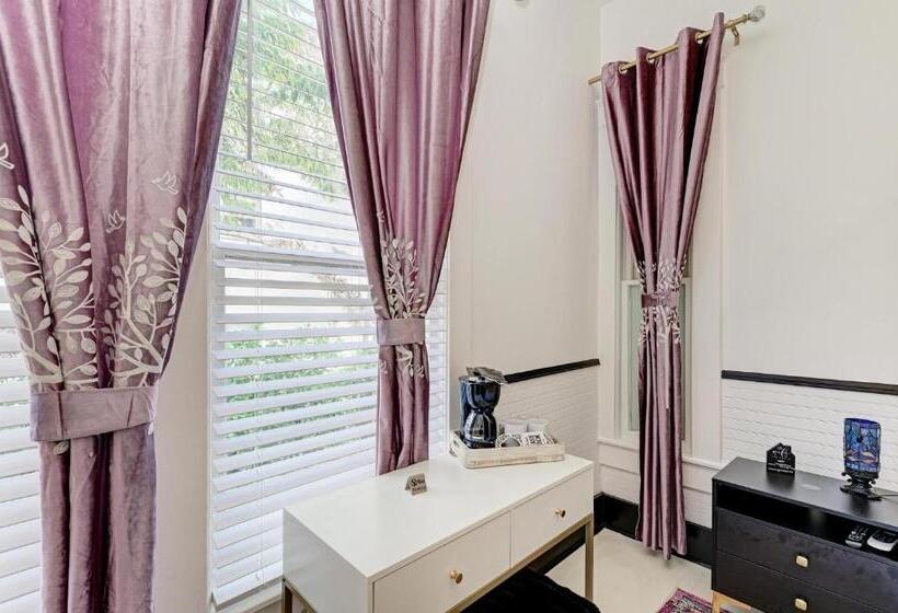 Prestige Collection, Hotel Boutique