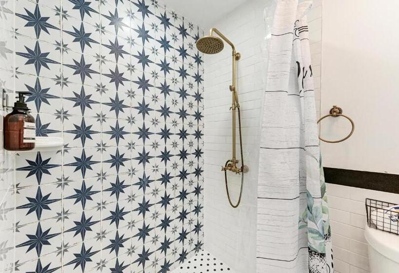 Prestige Collection, Hotel Boutique