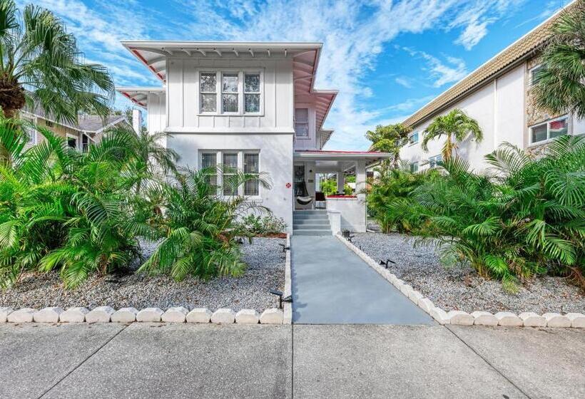 Prestige Collection, Hotel Boutique