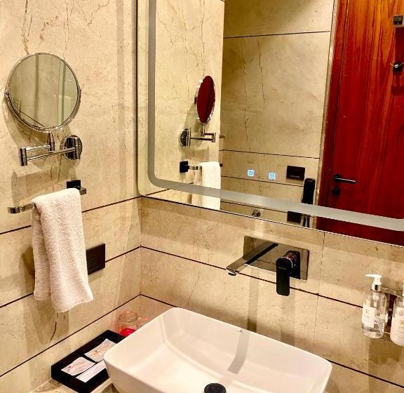 Отель Regenta Place Chandigarh Mohali